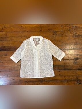 BonWorth White Floral Lace Button-Front Top